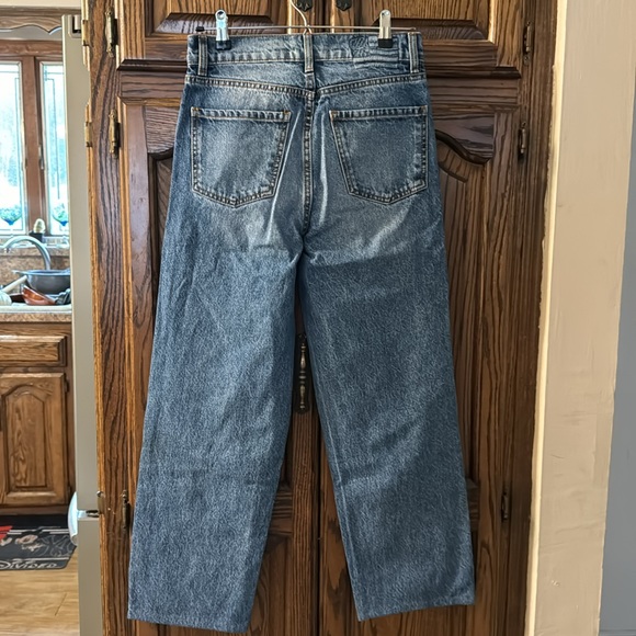 EUC!🩷REVICE denim jeans with butterfly decorations!Size 25 - Picture 3 of 8